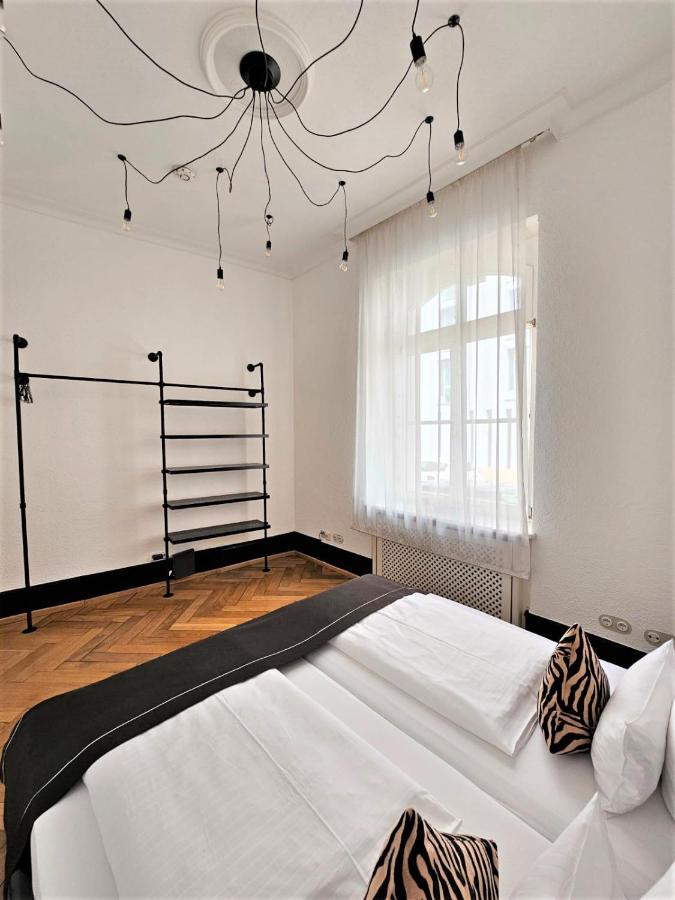 Historical Luxury Homes - Stadtvilla Mit Jacuzzi Und Garten ไฟรบวร์กอิมไบรส์เกา ภายนอก รูปภาพ