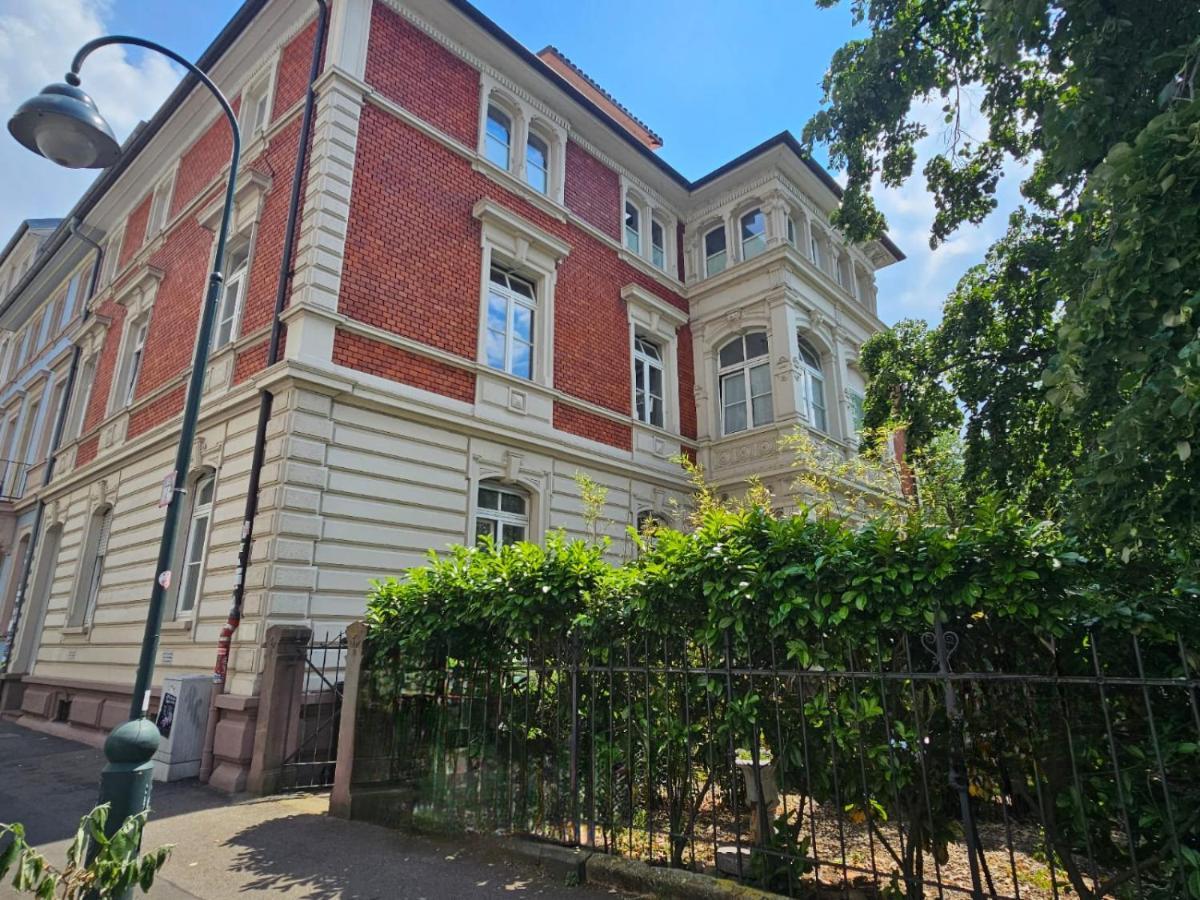 Historical Luxury Homes - Stadtvilla Mit Jacuzzi Und Garten ไฟรบวร์กอิมไบรส์เกา ภายนอก รูปภาพ