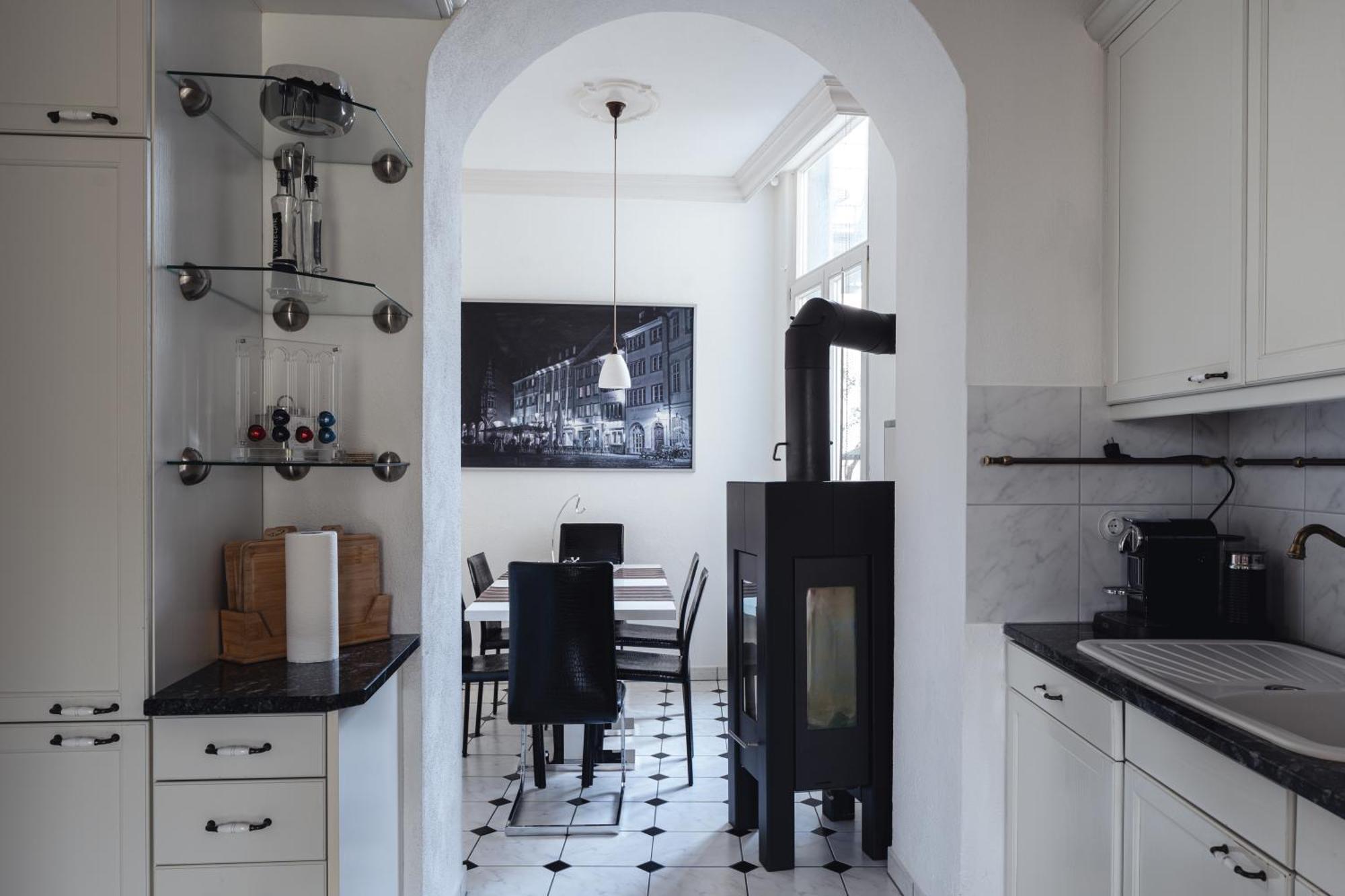Historical Luxury Homes - Stadtvilla Mit Jacuzzi Und Garten ไฟรบวร์กอิมไบรส์เกา ภายนอก รูปภาพ