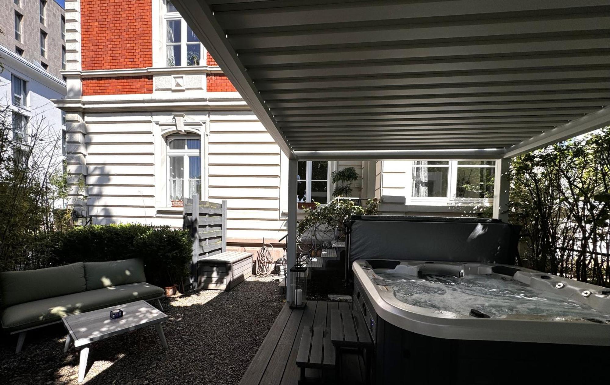 Historical Luxury Homes - Stadtvilla Mit Jacuzzi Und Garten ไฟรบวร์กอิมไบรส์เกา ภายนอก รูปภาพ