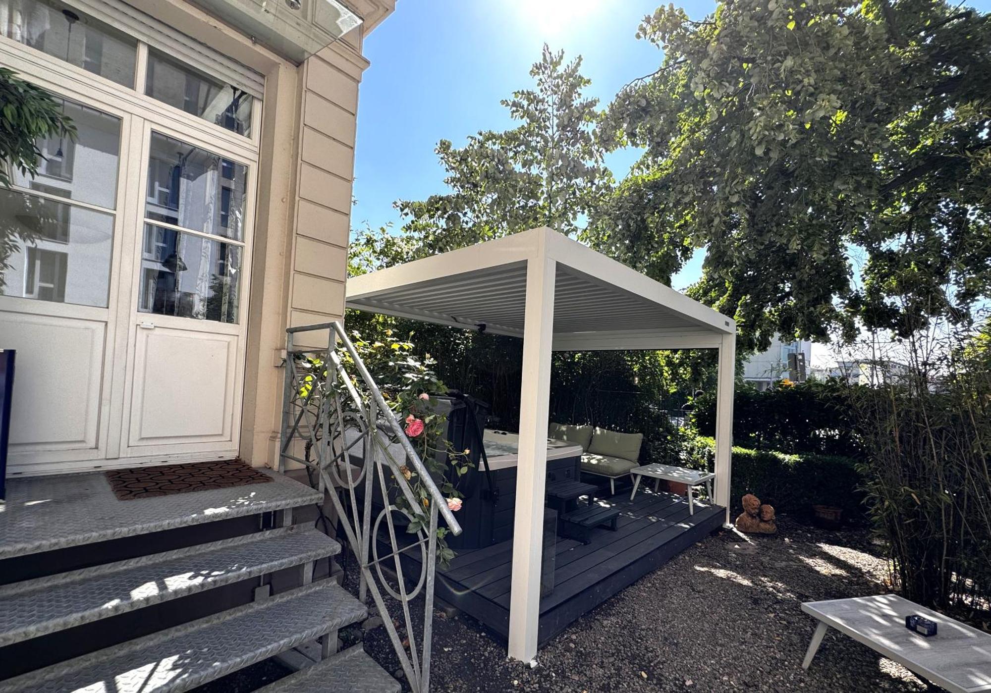Historical Luxury Homes - Stadtvilla Mit Jacuzzi Und Garten ไฟรบวร์กอิมไบรส์เกา ภายนอก รูปภาพ